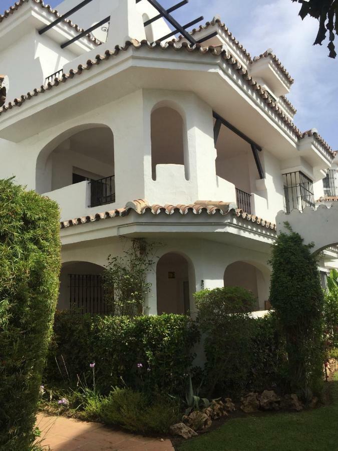 ماربيا Beautiful 2 Bedroom Apartment @ Puerto Banus! المظهر الخارجي الصورة