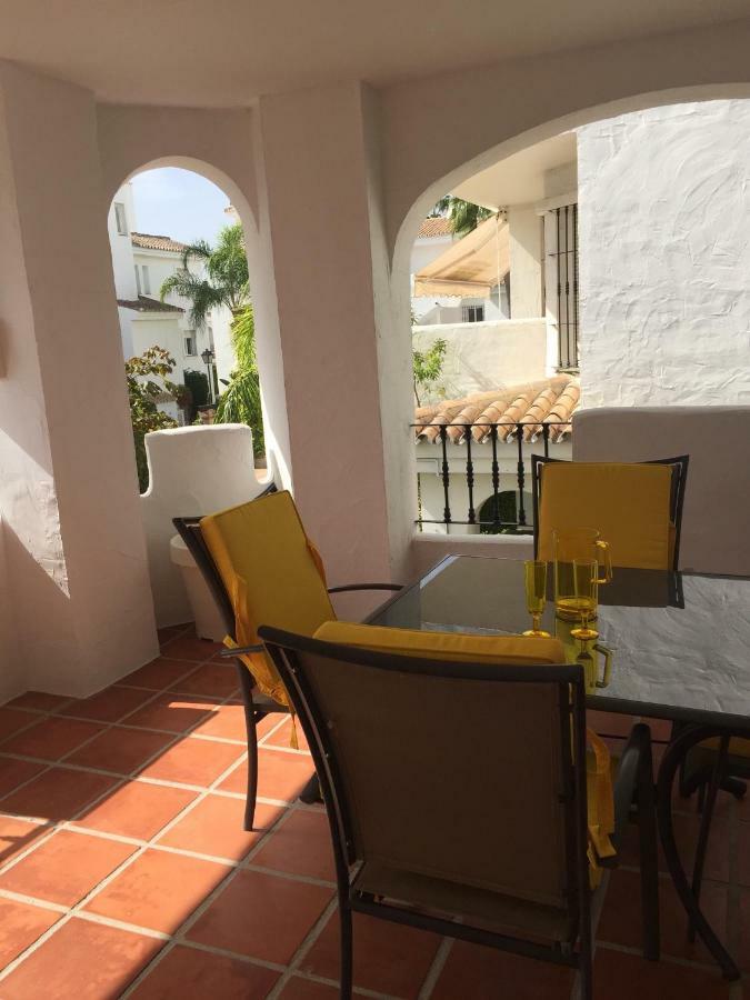 ماربيا Beautiful 2 Bedroom Apartment @ Puerto Banus! المظهر الخارجي الصورة