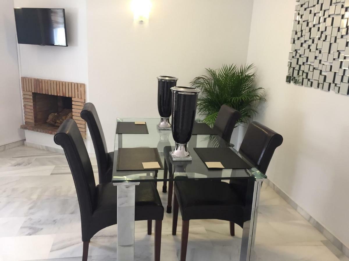 ماربيا Beautiful 2 Bedroom Apartment @ Puerto Banus! المظهر الخارجي الصورة
